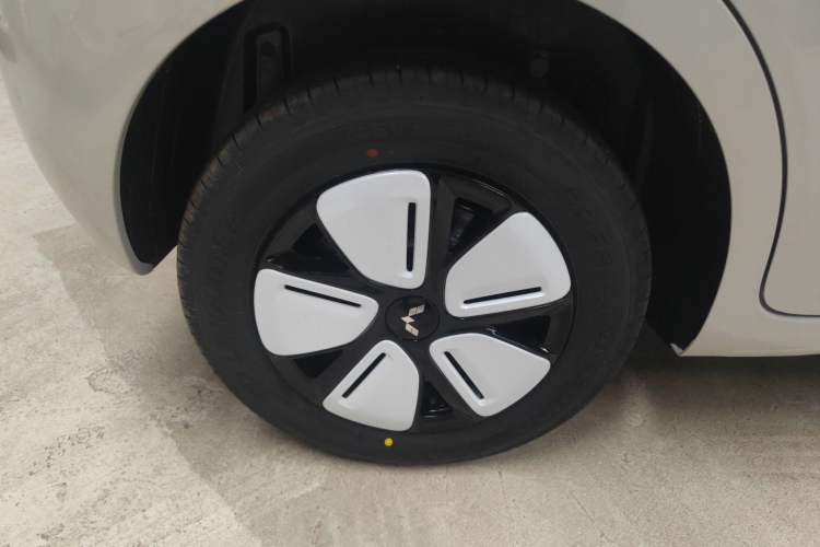 Used Wuling Hongguang MINIEV 2025 Four-Door Version Premium Edition
