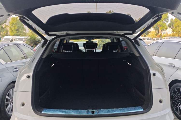 Used Audi Q5L 2020 Updated 40 TFSI Prestige Fashion Edition
