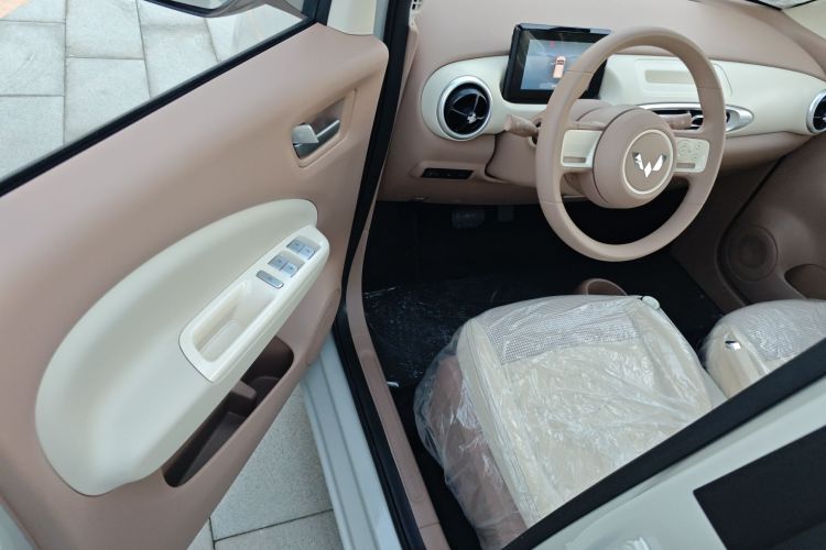 Used Wuling Hongguang MINIEV 2025 Four-Door Version Advanced Edition
