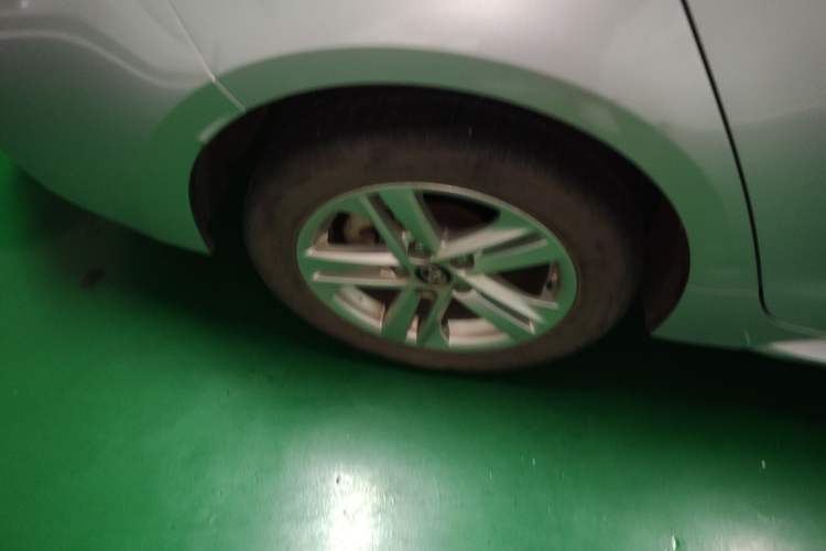 Used Toyota Levin 2021 185T CVT Luxury Edition
