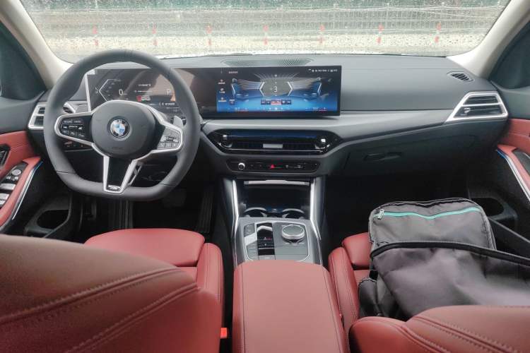 Used BMW 3 Series 2025 325i M Sport Package
