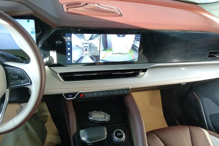 Used Geely Auto Monjaro L 2021 2.0TD DCT EVO Two-Wheel Drive Prestige Version
