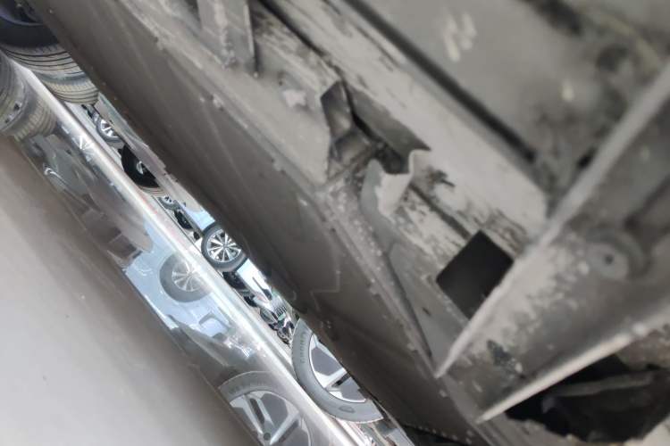 Used AION V 2024 Plus 70 Tech Edition Lithium Iron Phosphate
