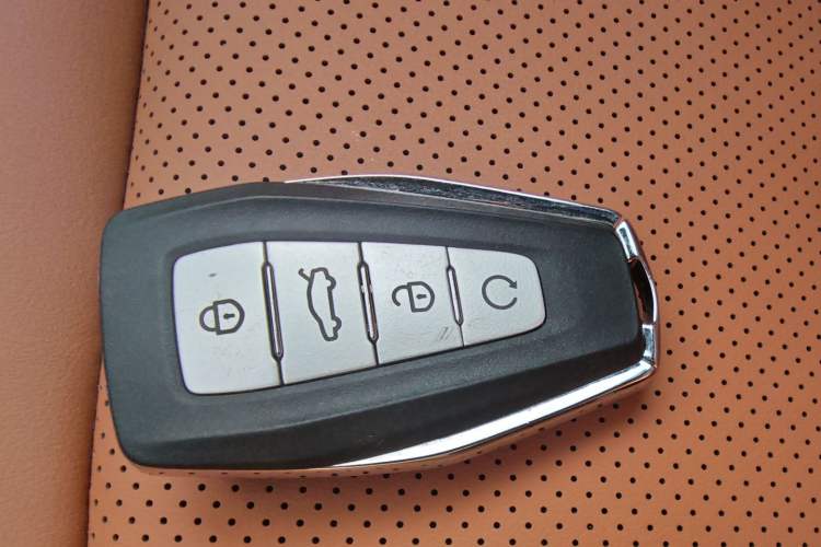 Used Geely Auto Haoyue L 2024 2.0T DCT Flagship Version
