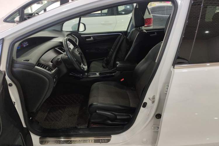 Used Honda Jade 2017 210TURBO CVT Fashion Edition 5-seater