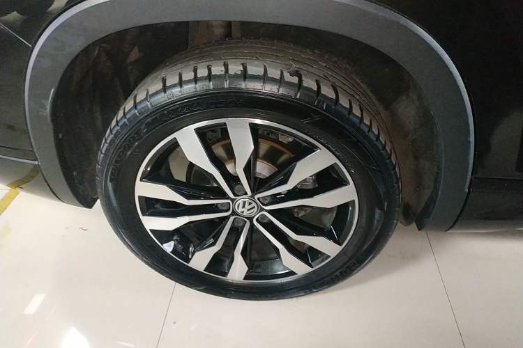 Used Volkswagen Tayron 2019 380TSI Four-Wheel Drive R-Line China VI-standard
