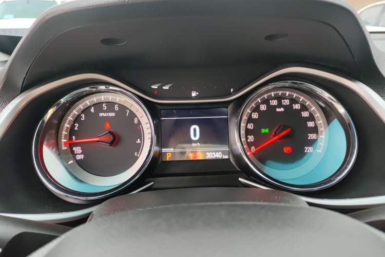 Used Chevrolet Orlando 2020 Light Hybrid Redline 530T Automatic Enjoyment Edition (5+2 Models)
