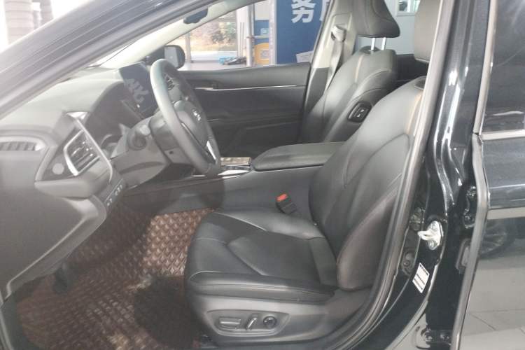 Used Toyota Camry 2023 2.5G Luxury Edition