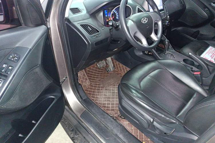 Used Hyundai ix35 2015 2.0L Automatic 2WD Comfort Edition China IV Standard
