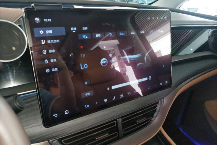 Used Denza D9 2022 DM-i 970 Four-Wheel Drive Flagship Model