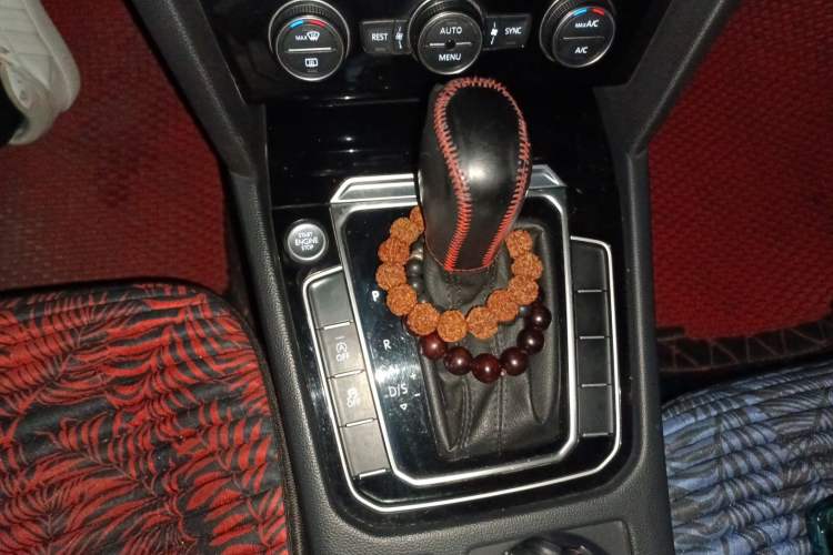 Used Volkswagen Magotan 2017 330TSI DSG Luxury Model
