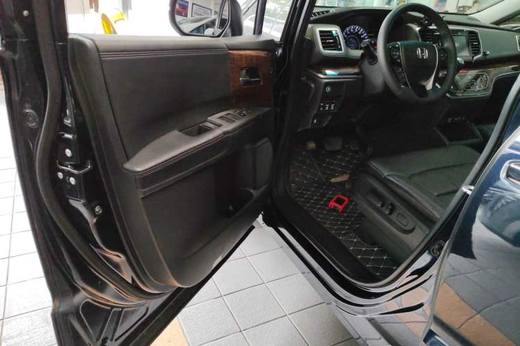 Used Honda Odyssey 2015 2.4L Smart Edition