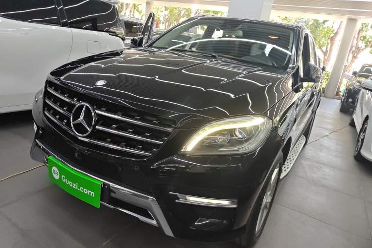 Used Mercedes-Benz M-Class 2014 ML 400 4MATIC Dynamic Model