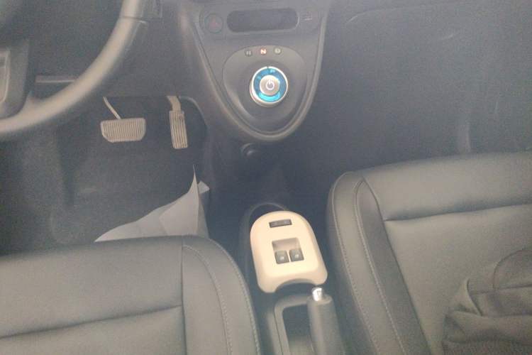 Used ORA Black Cat 2019 351 km Family Edition
