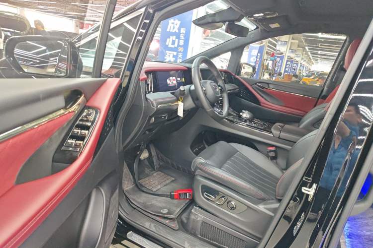 Used GAC Trumpchi M8 2023 Zongshi Series 400T Ultimate Edition
