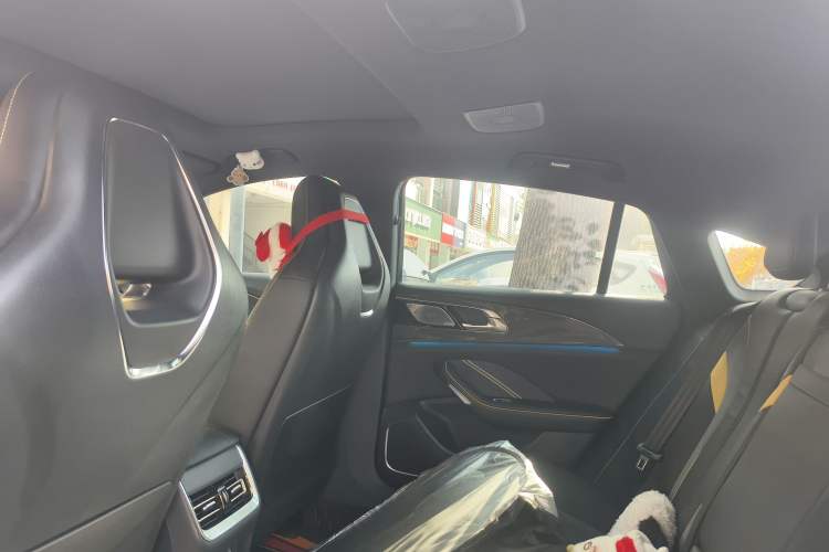 Used Hongqi H6 2023 2.0T ZhiShang Version