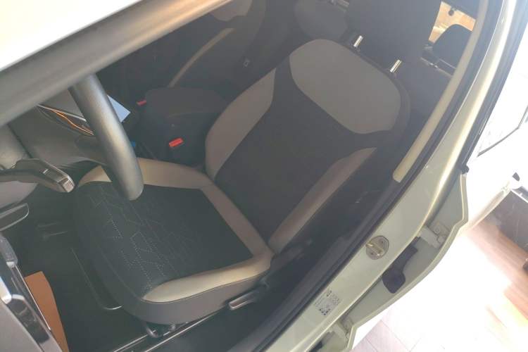 Used Jetta VS5 2022 280TSI Automatic Trend Edition
