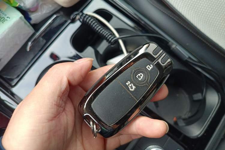 Used Ford Explorer 2022 EcoBoost 285 Four-Wheel Drive 30th Anniversary Edition 7 Seats