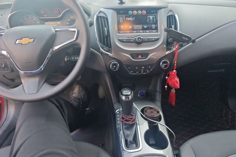 Used Chevrolet Cruze 2018 320 Automatic Pioneer Sunroof Edition