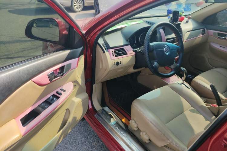 Used Buick Excelle 2013 1.5L Automatic Classic Model
