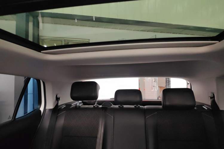 Used Volkswagen Tacqua 2023 200TSI DSG Joy-Connect Edition
