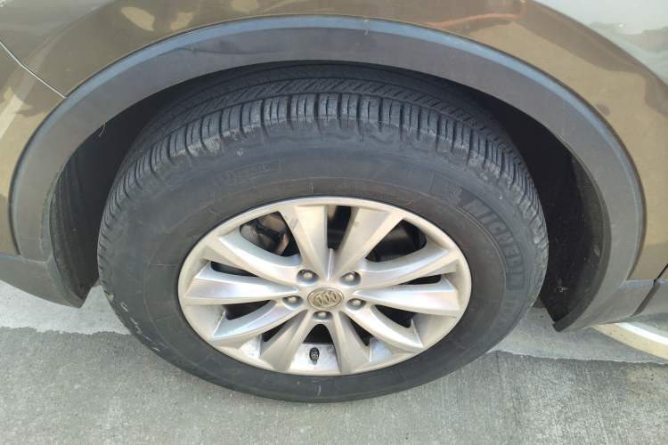 Used Buick Envision 2014 28T Four-Wheel Drive Elite Model
