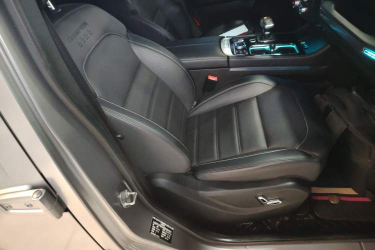 Used  BJ40 2021 2.0T Automatic Four-Wheel Drive Ring the Tower Champion Edition
