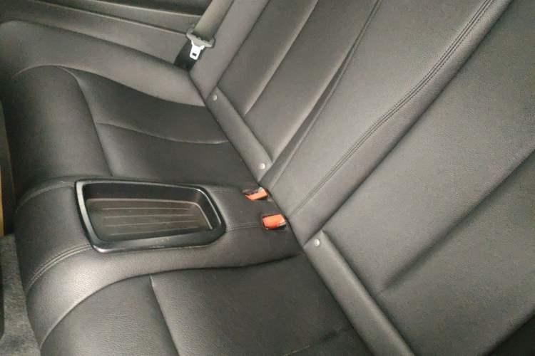 Used BMW 2 Series 2019 225i Convertible Coupe Sports Design Package
