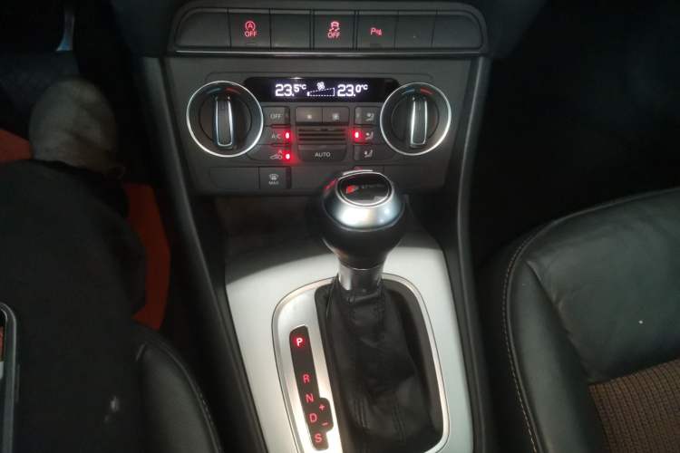 Used Audi Q3 2016 30 TFSI Fashion Model