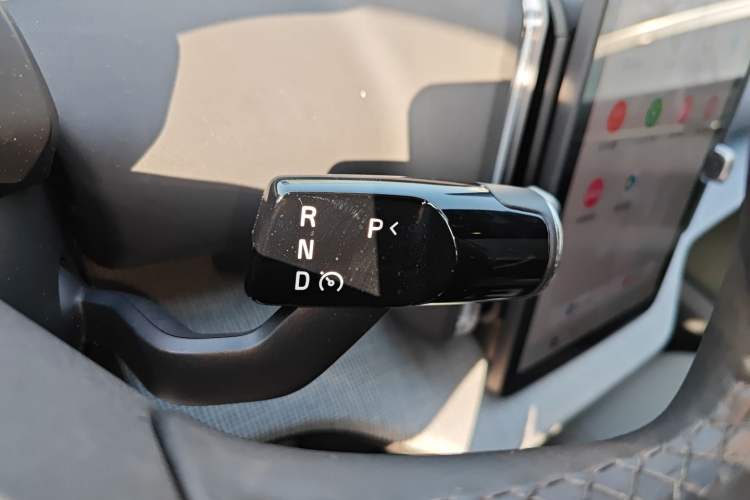 Used Volvo EX30 2025 Rear-Drive Long-Range Version Ultra
