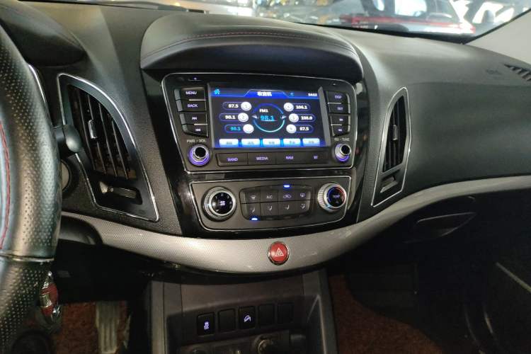 Used  Refine S5 2015 1.5T Manual Comfort Model
