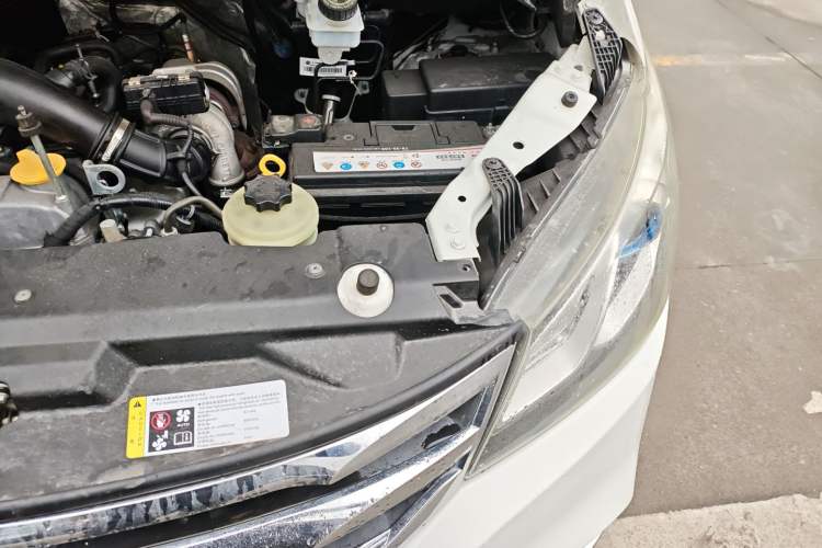 Used SAIC MAXUS G10 2018 PLUS 1.9T Manual Elite Edition Diesel
