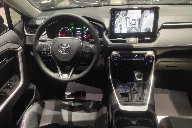 Used Toyota Wildlander 2022 2.0L CVT Four-Wheel Drive Luxury Edition
