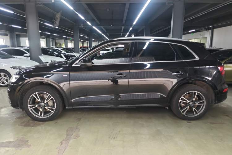 Used Audi Q5L 2020 Updated 40 TFSI Prestige Fashion Edition
