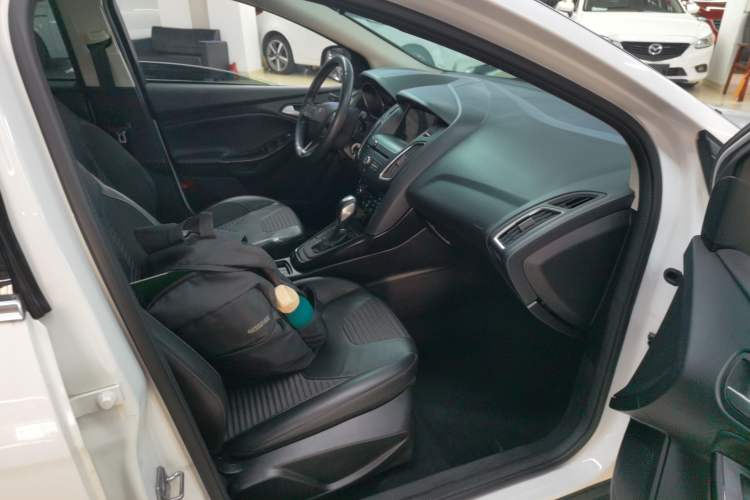 Used Ford Focus 2017 Hatchback EcoBoost 180 Automatic Elite Model