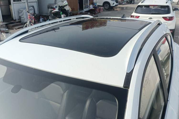 Used MG ZS 2017 1.5L Automatic Luxury Edition
