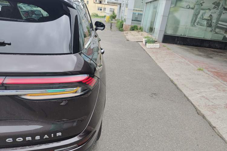 Used Lincoln Corsair 2023 2.0T Two-Wheel-Drive Luxury Edition
