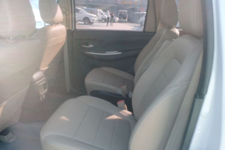 Used Wuling Hongguang 2019 1.5L S Comfort Edition China VI LAR
