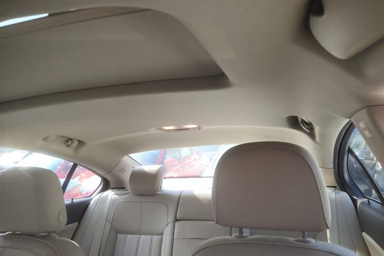 Used Buick Regal 2015 2.0L Elite Fashion Edition
