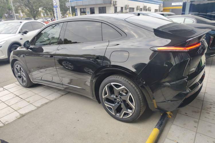 Used ONVO L60 2024 60 kWh All-Wheel Drive
