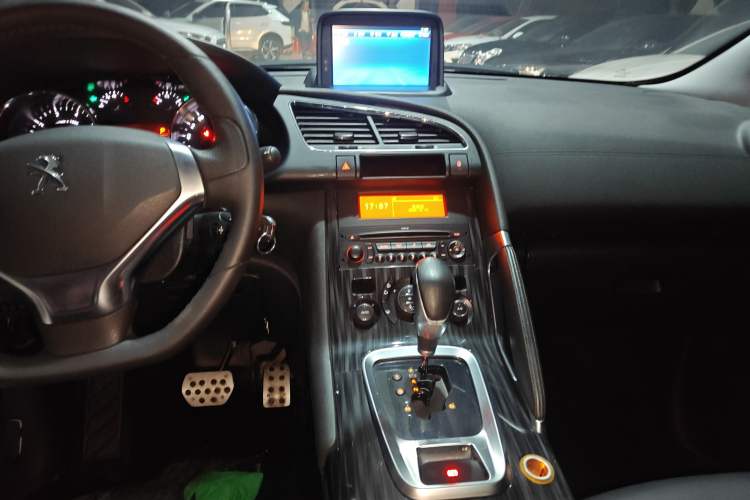 Used Peugeot 3008 2013 2.0L Automatic Trend Edition