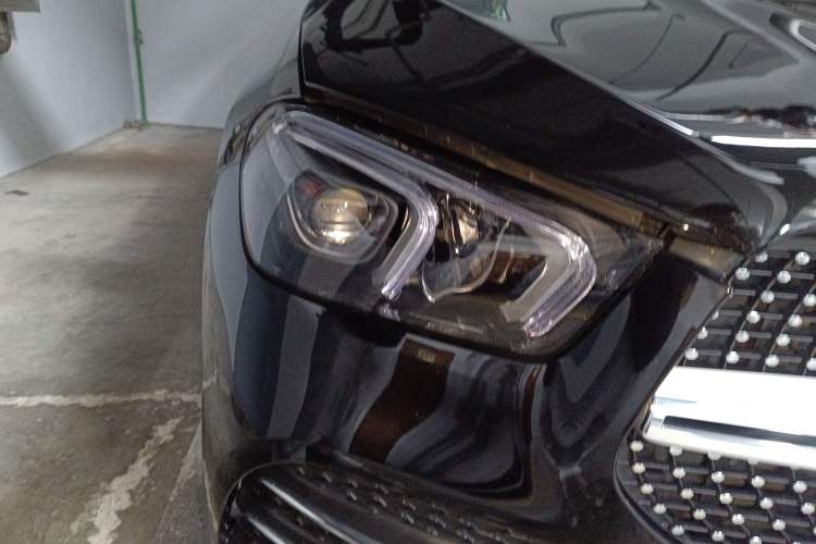 Used Mercedes-Benz GLE 2023 GLE 350 4MATIC Stylish Model
