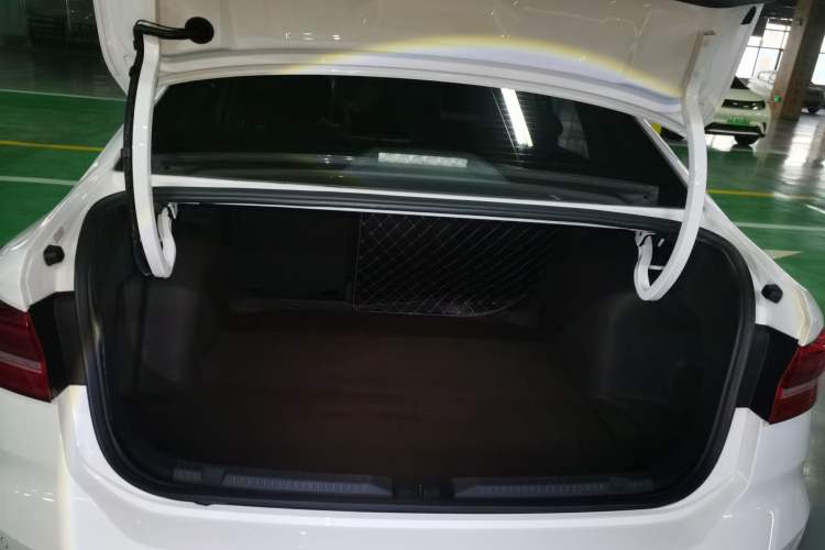 Used Volkswagen Lavida 2021 1.5L Automatic Comfort Edition
