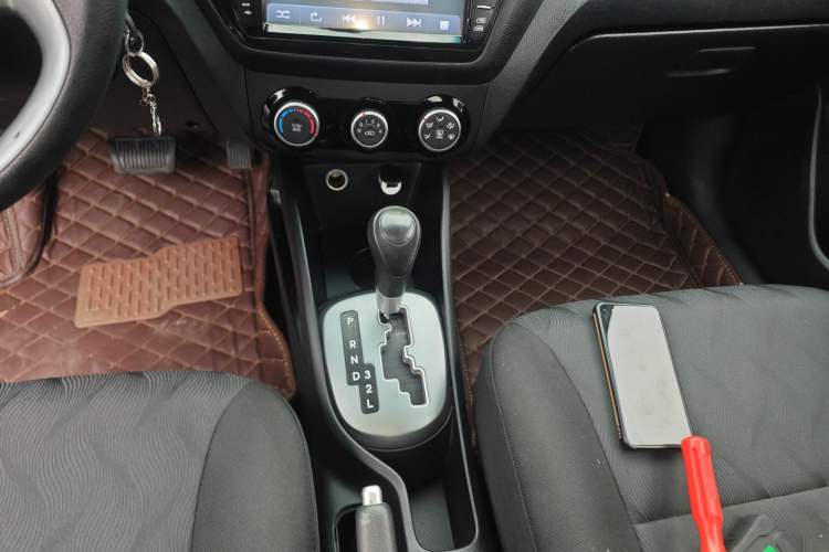 Used Kia K2 2015 Sedan 1.4L Automatic GLS
