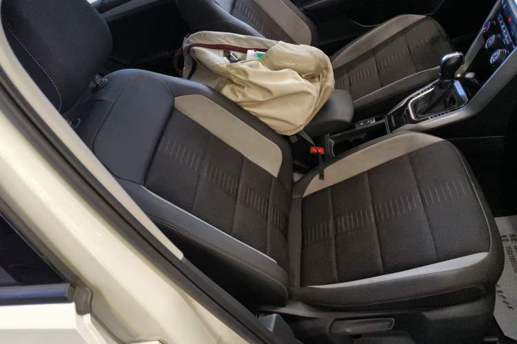 Used Volkswagen T-ROC 2022 280TSI DSG Two-Wheel Drive Elite PLUS