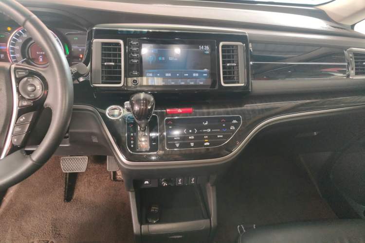 Used Honda Elysion 2019 2.0L Hybrid Luxury Edition
