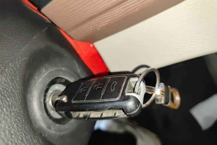 Used FORTHING Lingzhi 2020 M5L 1.6L Luxury 7-Seater
