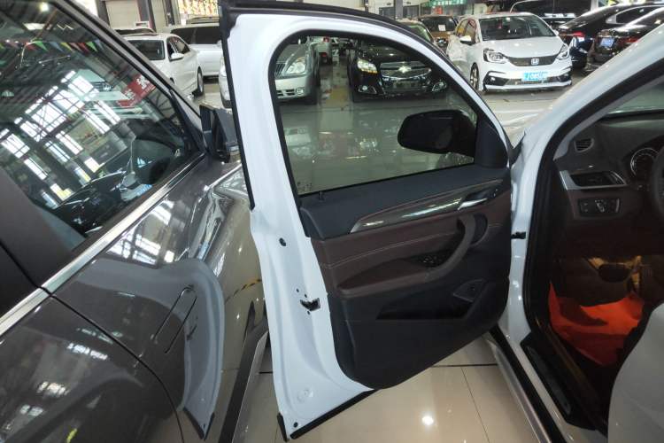 Used BMW X1 2019 sDrive18Li Premium Edition
