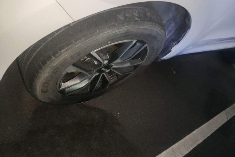 Used Wey VV5 2021 1.5T Two-Wheel Drive Smart Pioneer
