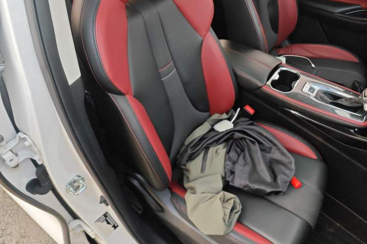 Used Oshan X5 2021 Revised Version 1.5T DCT Luxury Edition
